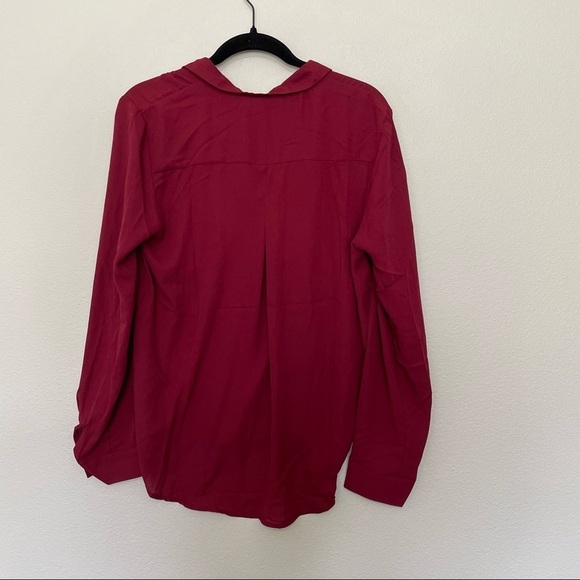 NWT timing Nordstrom maroon career wear blouse sz.L pockets button up women’s - Picture 3 of 3